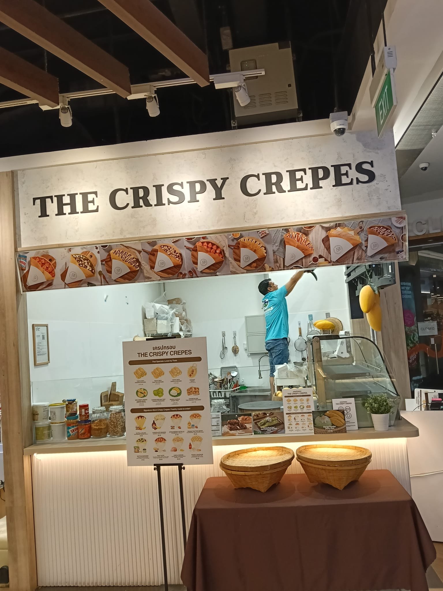 The Crispy Crepes storefront