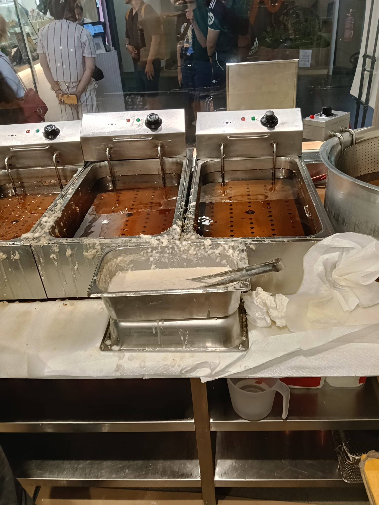 Commercial fryer station between deep cleans